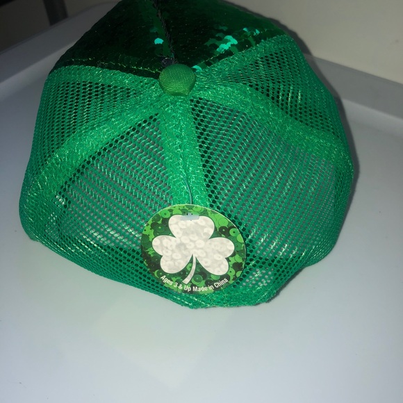 Green Three Leaf Clover Baseball Cap - Picture 2 of 4